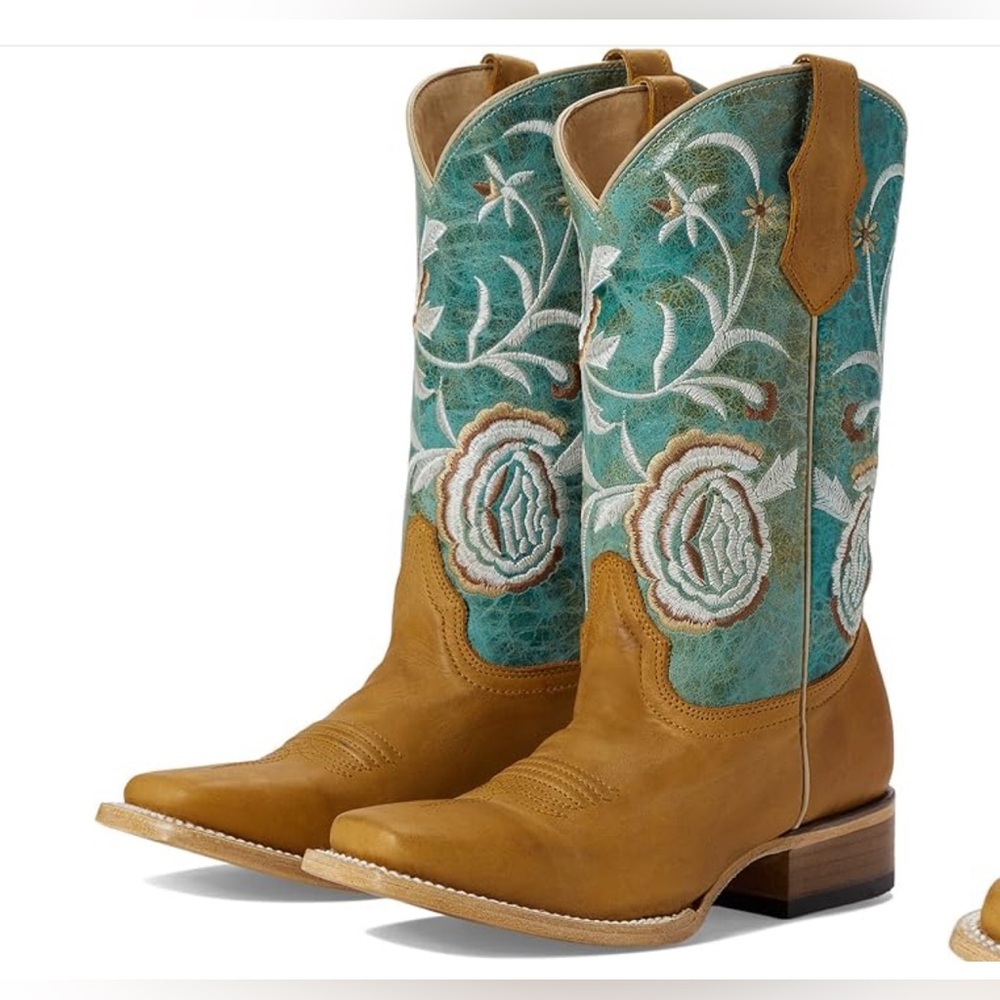 “Circle G” Corral Honey & Turquoise Embroidered Western Cowhide Boot You…